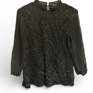 NWT CABLE & GAUGE WOMAN BLACK LACE L/S BLOUSE SIZE XS
